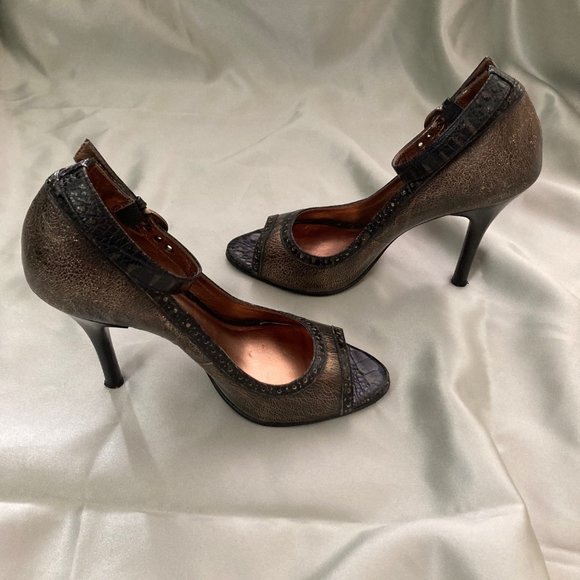 Carlos Santana Black Brass Ankle Strap Leather Peep Toe Pumps Size 6 - Picture 3 of 16